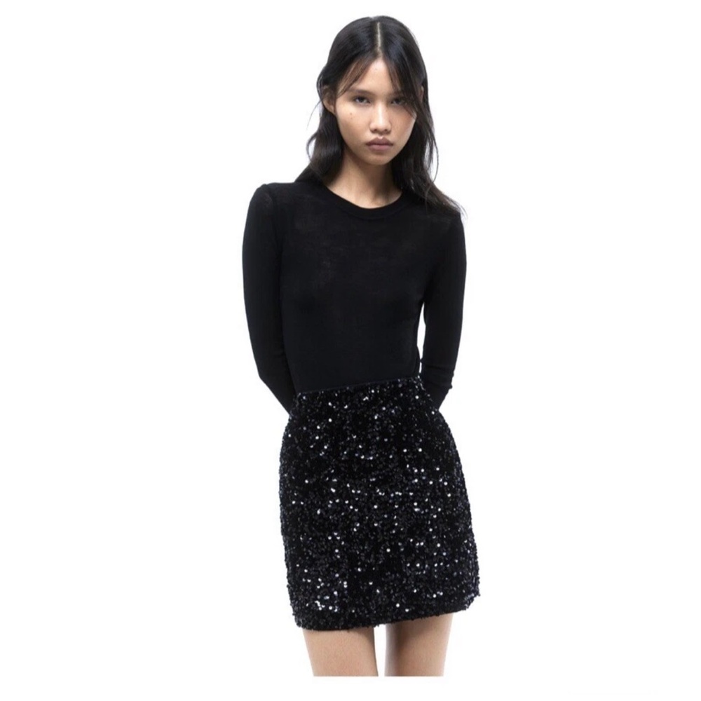 NWT New‎ H&M Black Sequin Stretch Mini Skirt Date Night Club Party Size 2 Womens